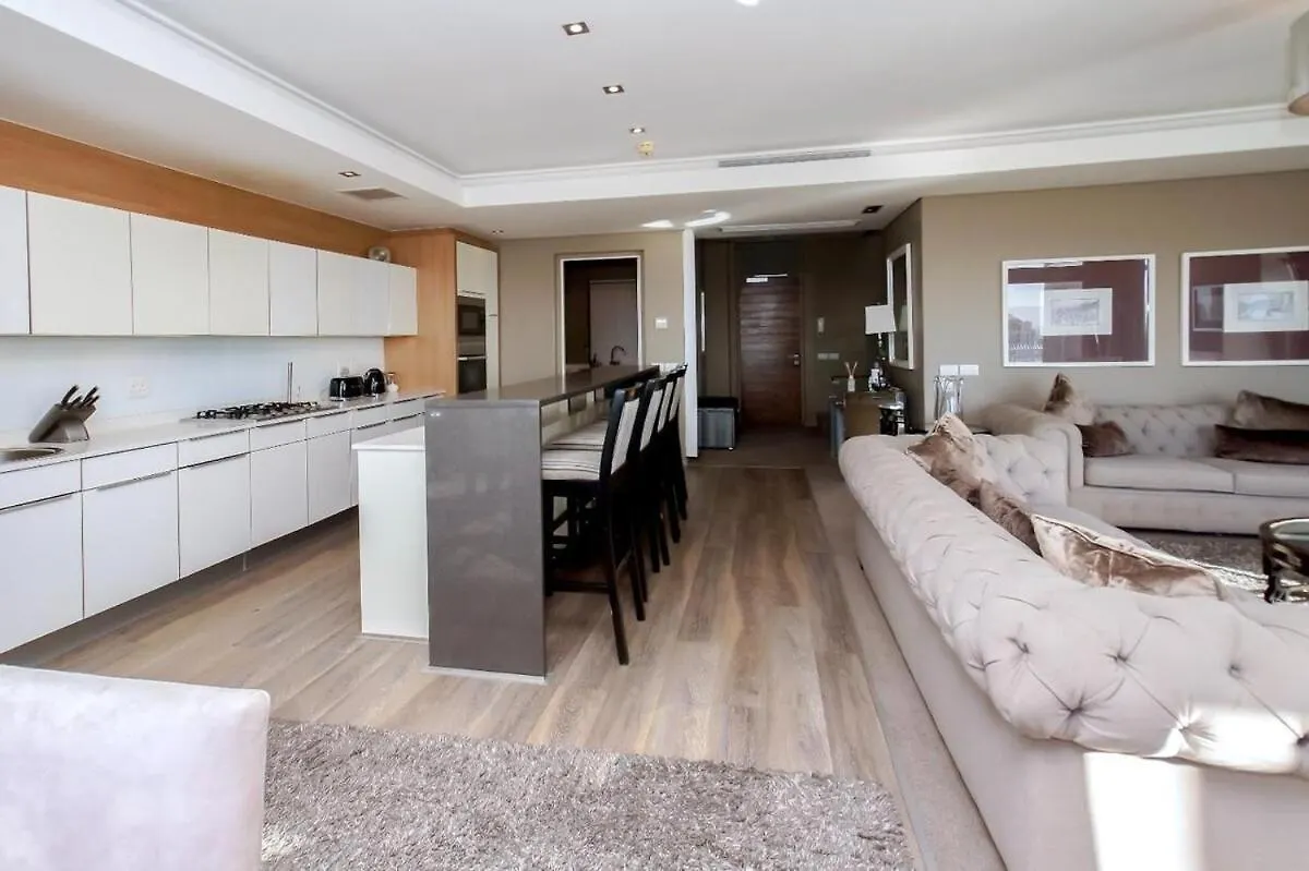 Ferienwohnung Luxury Penthouse -Crystal Towers Kapstadt