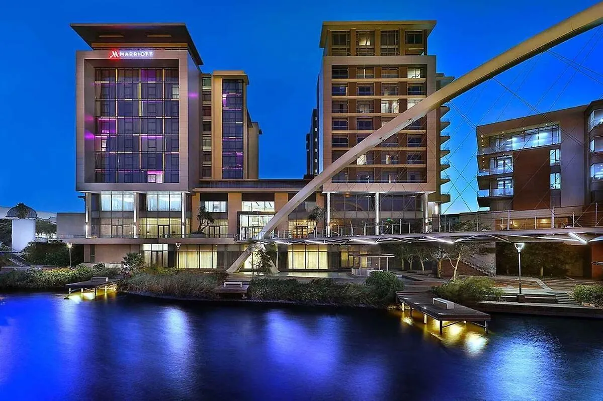 Luxury Penthouse -Crystal Towers Apartment Cape Town