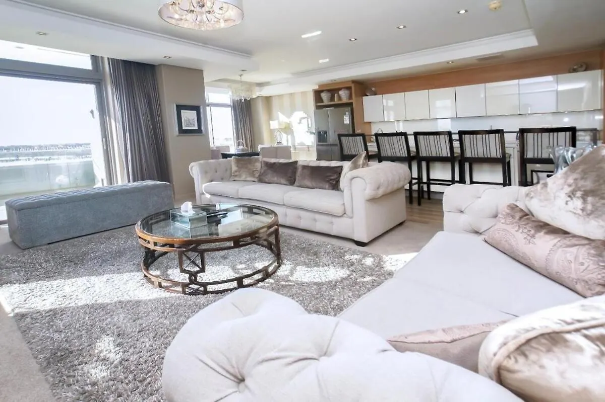 Luxury Penthouse -Crystal Towers Apartment Cape Town