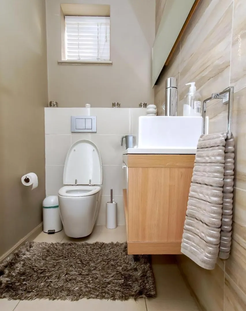 Luxury Penthouse -Crystal Towers Apartment Cape Town South Africa