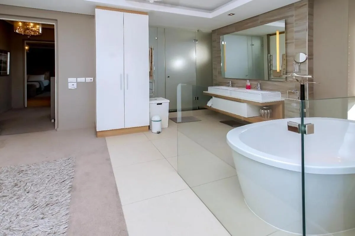 Luxury Penthouse -Crystal Towers Apartment Cape Town 0*,  South Africa