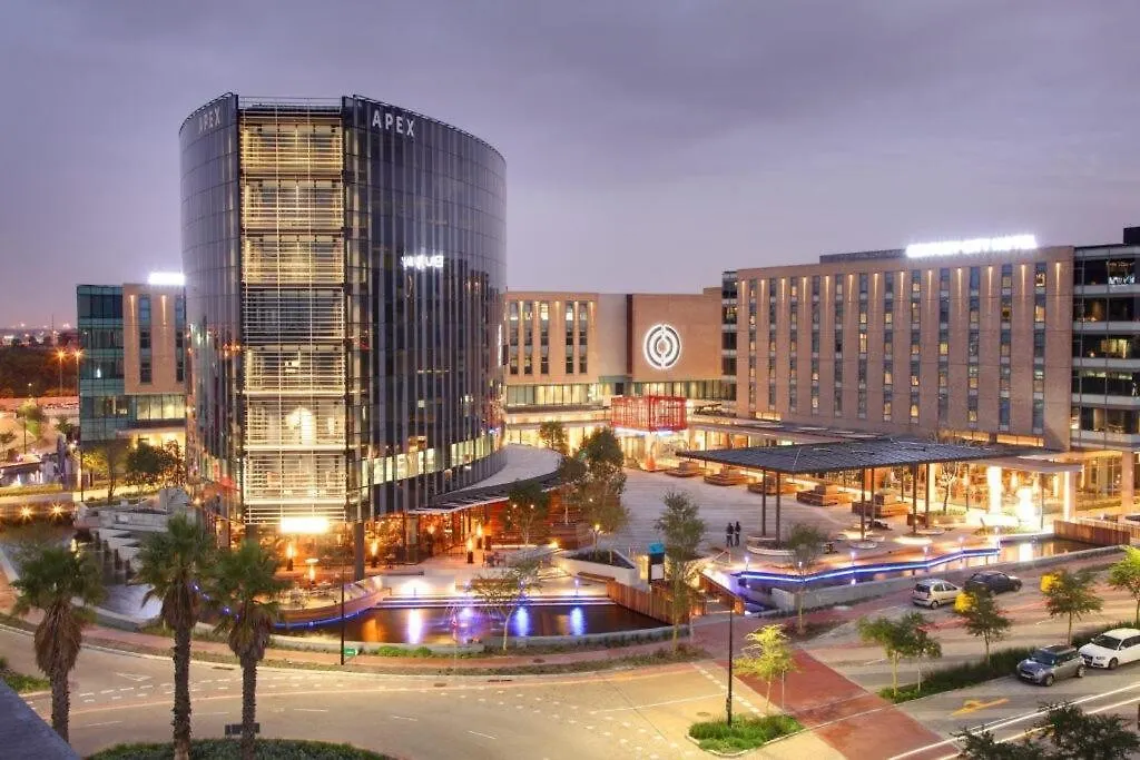 Luxury Penthouse -Crystal Towers Apartment Cape Town