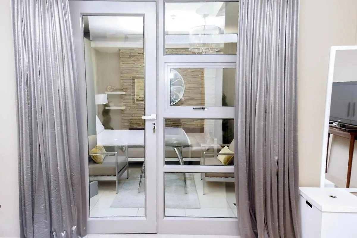 Luxury Penthouse -Crystal Towers Apartment Cape Town South Africa