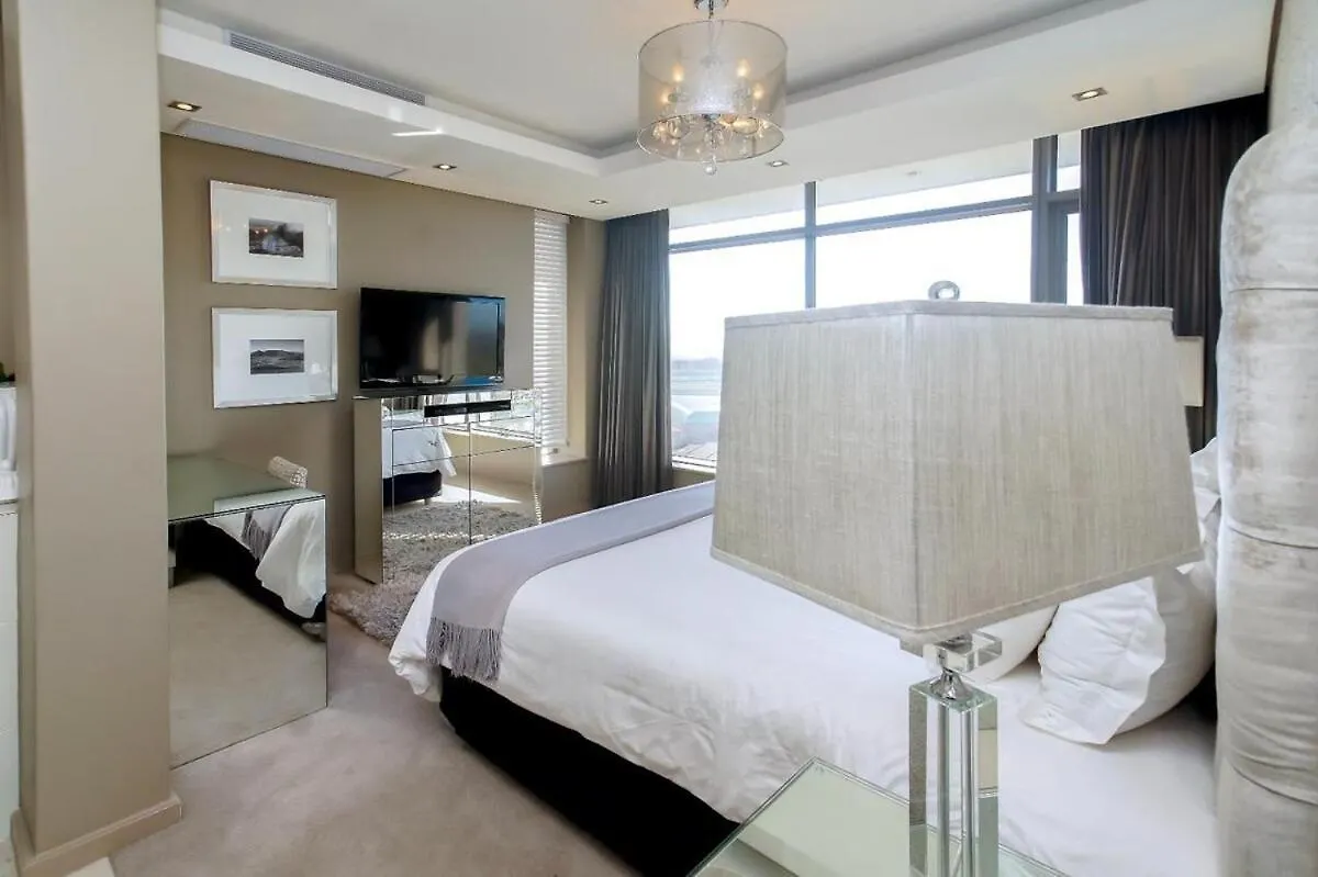 Luxury Penthouse -Crystal Towers Apartment Cape Town